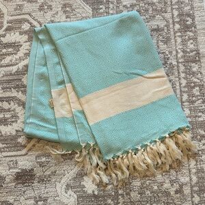 NWOT Turkish Cotton Blanket
